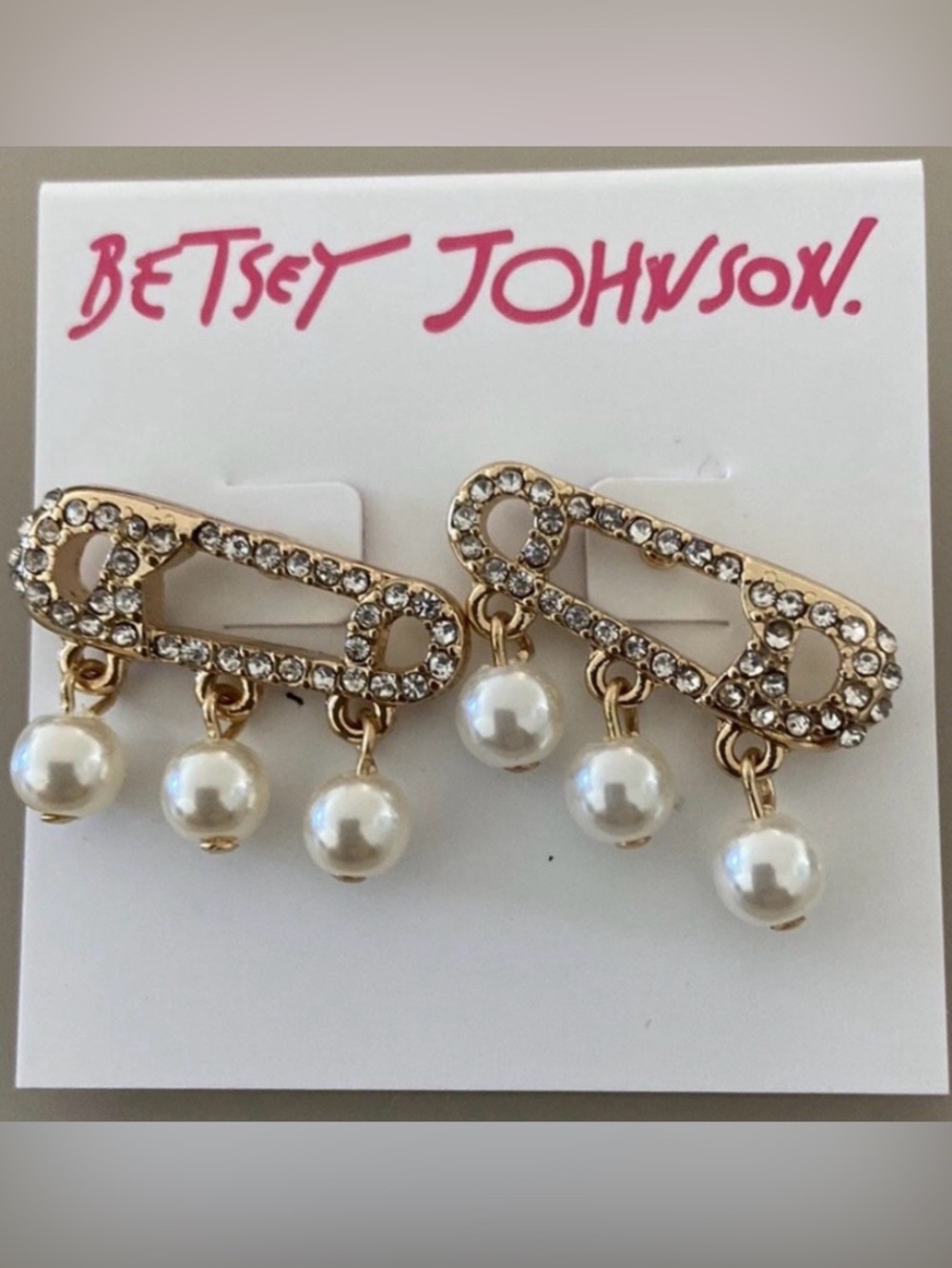 BETSEY JOHNSON Gold Safety Pin & Crystals & Pearls Ltd Edition Earrings NEW NWT